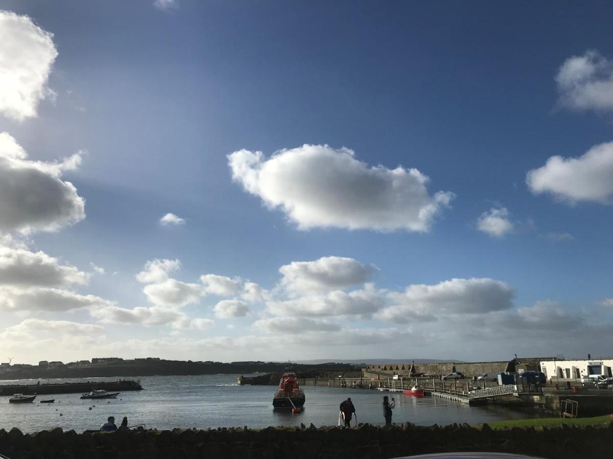 The Harbour Studio Portrush Extérieur photo